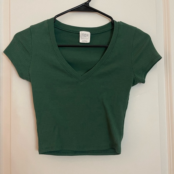 tillys crop top - Picture 1 of 3